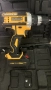 АКУМУЛАТОРЕН ВИНТОВЕРТ DEWALT DCD700, снимка 2