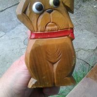 Дървено куче поставка за запалки, снимка 1 - Антикварни и старинни предмети - 45652531