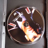 Червена топлина DVD филм Арнолд Шварценегер Джеймс Белуши екшън, снимка 2 - DVD филми - 45436923