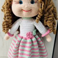 Ръчно плетена кукла , снимка 1 - Кукли - 45008176