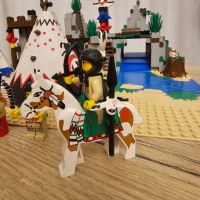 Lego 6766 Rapid River Village Уестърн Индианци, снимка 3 - Колекции - 45481117