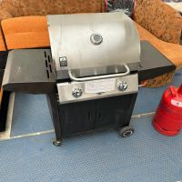 gas bbq Барбекю на газ GRILL CHEF, с 3 горелки Landmann газово барбекю + бутилка -цена 370 лв / Ново, снимка 3 - Барбекюта - 45858103