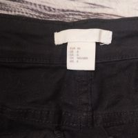 Дамски къси панталонки в черно , снимка 3 - Къси панталони и бермуди - 45888546