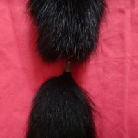 Ключодържател/Аксесоар/Висулка за чанта от естествен косъм лисица в черно, снимка 8 - Други - 45342895