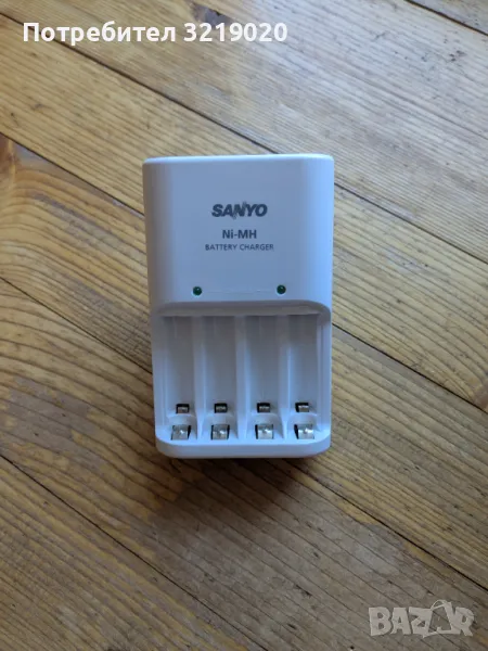 Зарядно за батерии SANYO, снимка 1