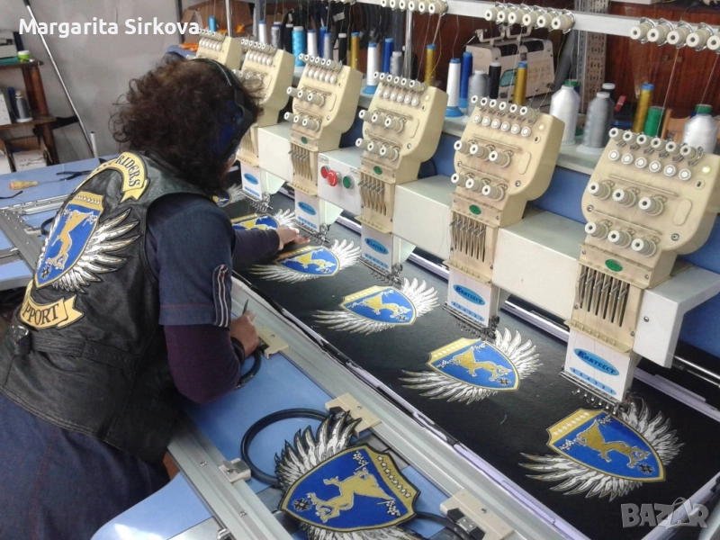 Продава се развит бизнес - фирма за бродерии в Бургас, снимка 1