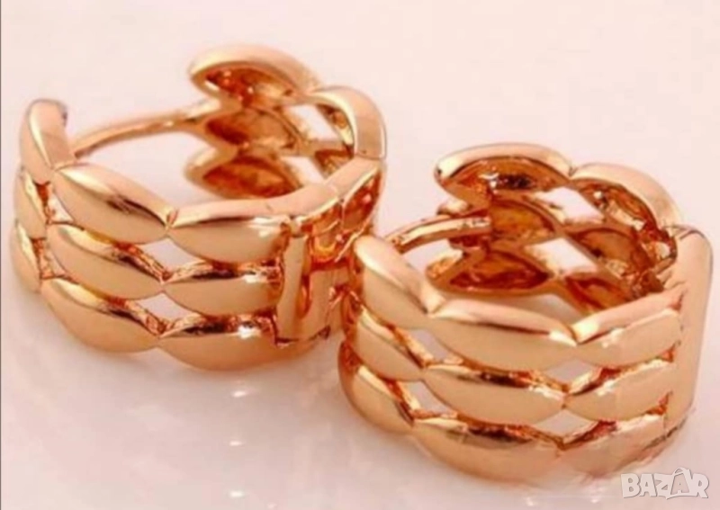 Семпли фини триредни обеци от 9к попълнено злато 15 лв., снимка 1