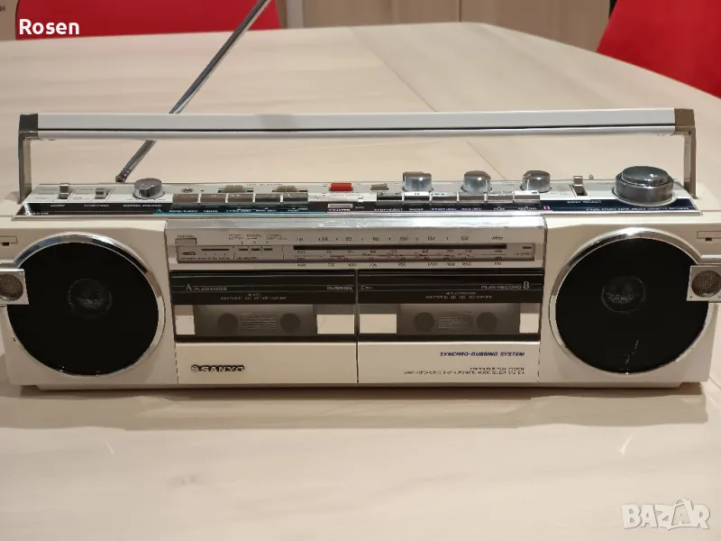 Продавам радиокасетофон mini boombox Sanyo M W 15 k Japan , снимка 1