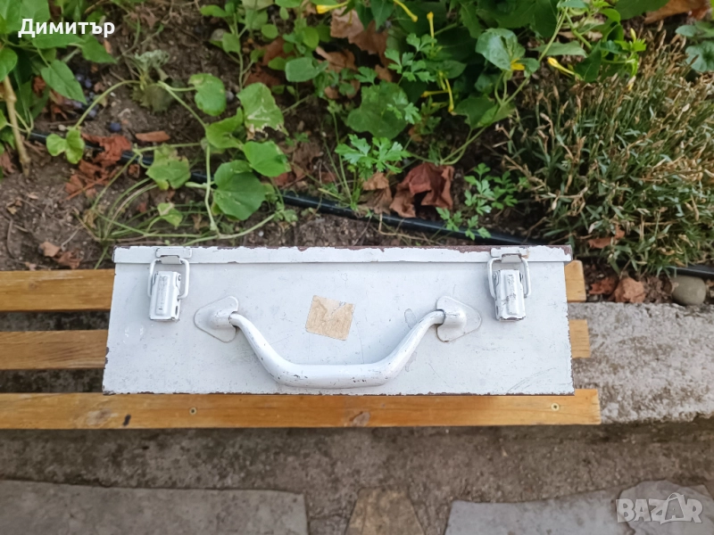 Метален куфар за инструменти, снимка 1