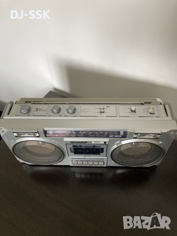 SHARP GF-7474Z VINTAGE RETRO BOOMBOX Ghetto Blaster радио касетофон, снимка 8 - Радиокасетофони, транзистори - 45751308