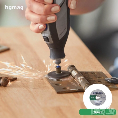 DREMEL 8240-5/65 мултифункционален акумулаторен инструмент, комплект с куфар, и 2 броя батерии, снимка 9 - Куфари с инструменти - 52142079