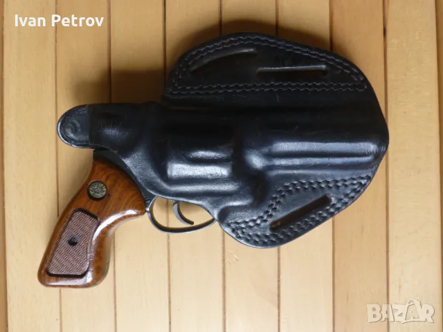 Продавам револвер TAURUS, cal 22 LR, снимка 4 - Бойно оръжие - 47026559