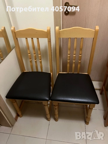 Продавам два дървени стола., снимка 2 - Столове - 53464375