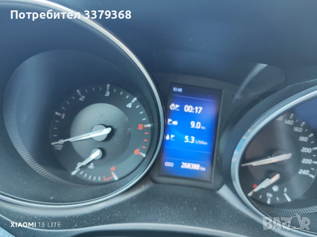 Тойота Авенсис D4D , снимка 10 - Автомобили и джипове - 53796337