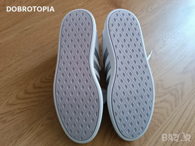 Дамски маратонки Adidas , снимка 4 - Маратонки - 49584946