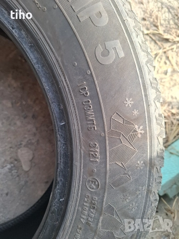 Зимни гуми Semperit 195/65/15, снимка 4 - Гуми и джанти - 52144616