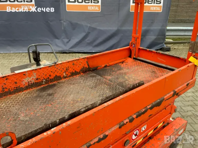 Ножична платформа SkyJack SJ III 3219 (2017), снимка 3 - Други машини и части - 50405767