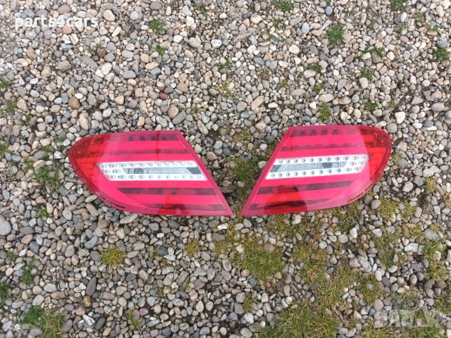 ляв и десен стоп за мерцедес Ц класа В204 седан фейслифт MERCEDES C class W204 FACELIFT