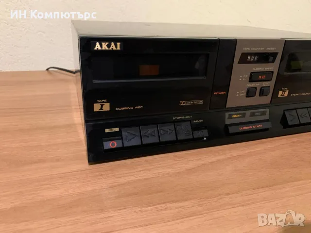 Продава двукасетъчен дек Akai HX-M313W, снимка 2 - Декове - 49120227