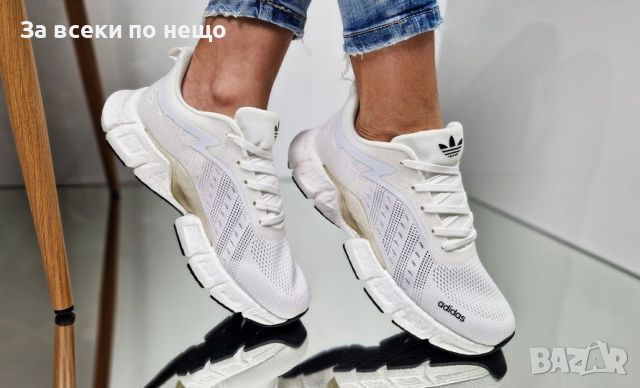 Дамски маратонки Adidas, снимка 1 - Маратонки - 45248470