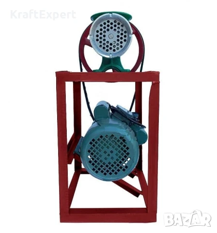 Електрическа Месомелачка Чугунена 32 номер с електромотор, снимка 4 - Месомелачки - 50602026