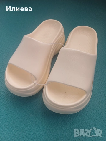 Леки чехли номер 35