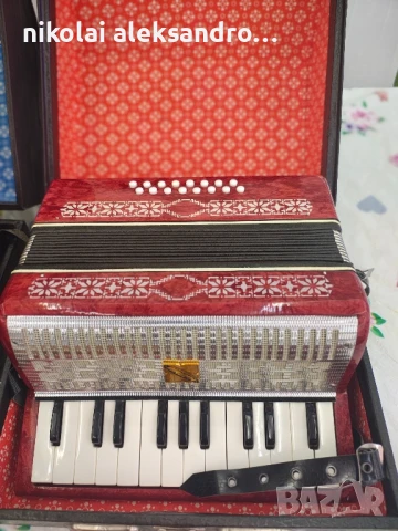 ретро акордеон.руски, снимка 3 - Антикварни и старинни предмети - 50813849