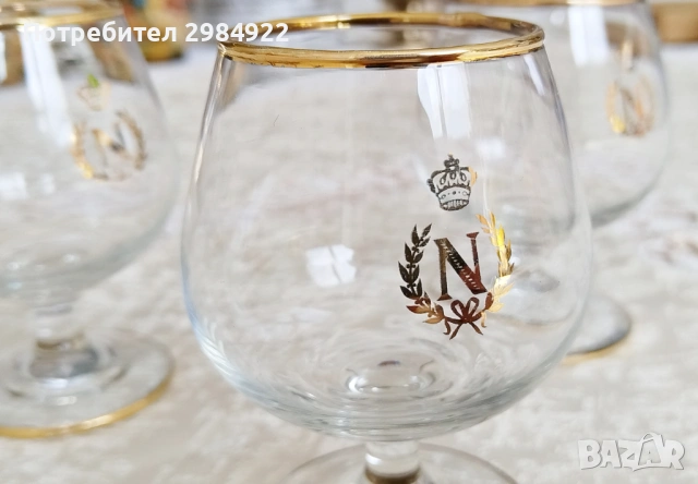ВИНТИДЖ ЧАШИ ЗА БРЕНДИ НАПОЛЕОН С ДЪБКА И ЗЛАТНО ЛОГО "N" С КОРОНА В БАЛОННА ФОРМА, 3 бр., снимка 7 - Антикварни и старинни предмети - 53449826