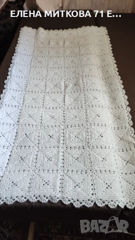 Плетено на една кука меко одеялце/покривало в екрю и бяло, снимка 2 - Олекотени завивки и одеяла - 50704333