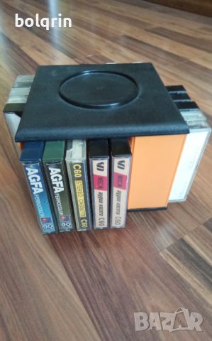 Лот : въртяща стойка за касети , 26 броя аудио касети , касетофон KENSONIC , снимка 5 - Радиокасетофони, транзистори - 45495309