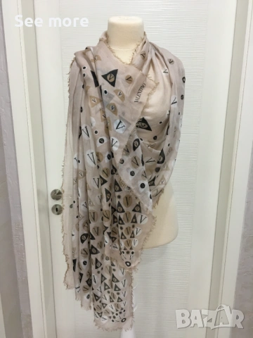 VALENTINO шал коприна, снимка 3 - Шалове - 53817777