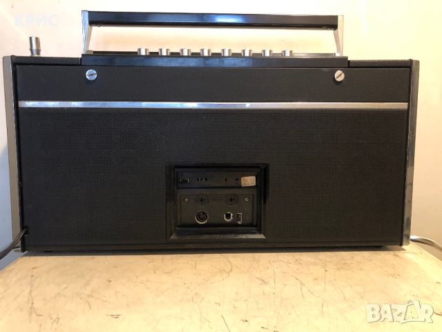 GRUNDIG STEREO CONCERT BOY 4000 TRANSISTOR RADIO, снимка 12 - Радиокасетофони, транзистори - 46041288