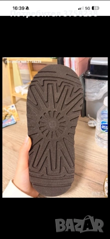Обувки на ugg, снимка 4 - Дамски ежедневни обувки - 53098473