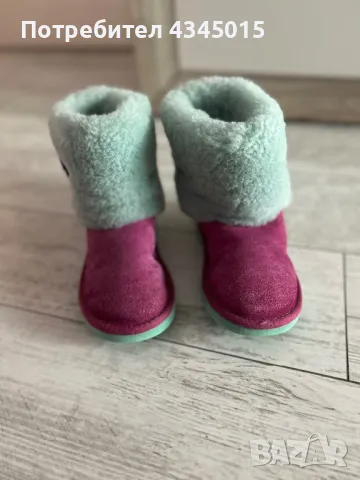 Детски ботуши UGG, снимка 2 - Детски боти и ботуши - 48890736