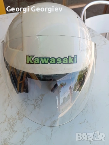 Продавам каска за мотор