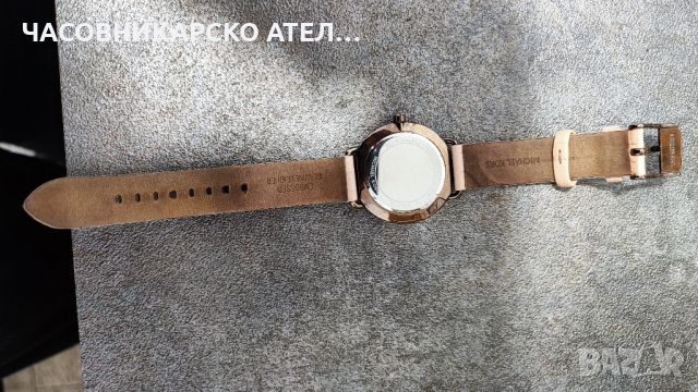 Часовник Michael Kors дамски, снимка 5 - Дамски - 45852021