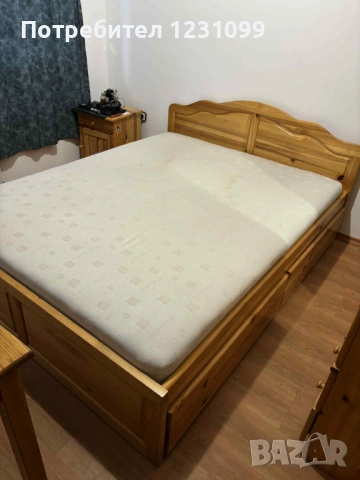 Масивни дървени мебели в отлично състояние, снимка 7 - Гардероби - 53083812