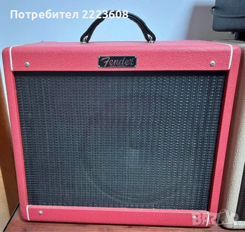 Fender Blues Junior III Royal Blood Limited Edition 15W 1x12, снимка 1 - Китари - 47541393