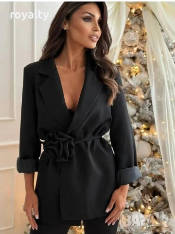 Дамско елегантно черно сако с роза