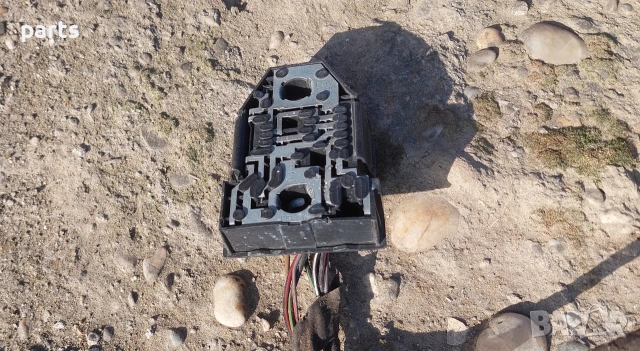 Платка Стоп VW Пасат 3 - 333945257, снимка 3 - Части - 53968423