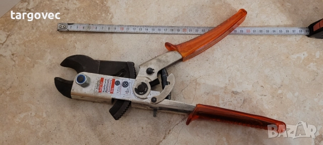 Масивна ножица за рязане на кабели 