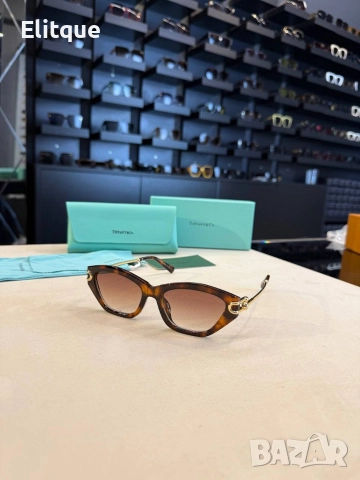 очила с черен обикновен калъф и ув защита vehla dita, снимка 9 - Слънчеви и диоптрични очила - 52908057