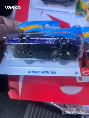 Hotwheels TH, снимка 2 - Колекции - 52942567