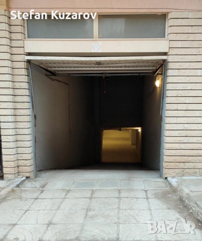 Под наем паркомясто Левски