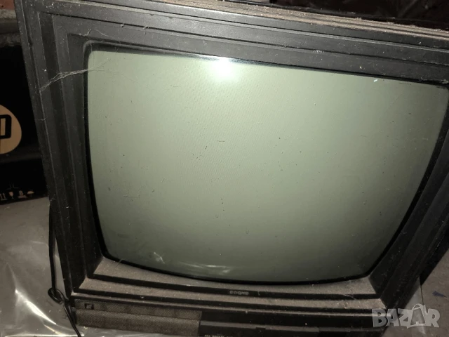 Ретро телевизор - с кинескоп и дървена обшивка 