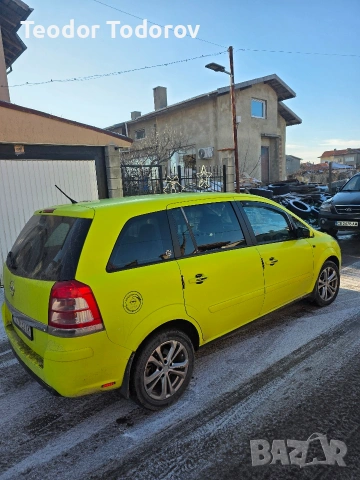 Opel Zafira B 1.6 Eco Flex, снимка 4 - Автомобили и джипове - 53133810