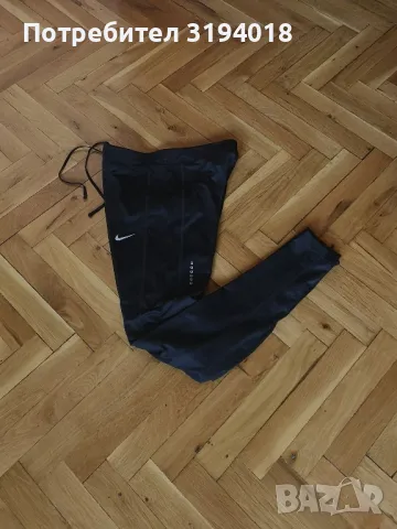 Оригинален дамски клин Nike размер S-M , снимка 3 - Спортни екипи - 47133503