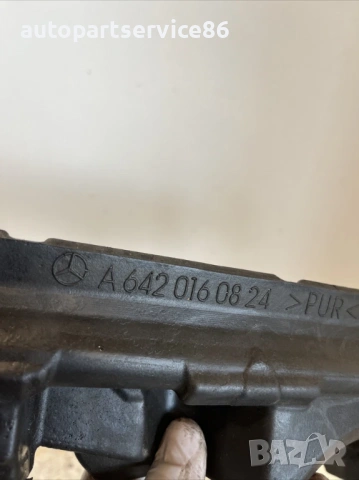 Капак на дюза на цилиндрова глава 320 CDI за Mercedes Cls W219 (2009) A6420160824, снимка 3 - Части - 54079448