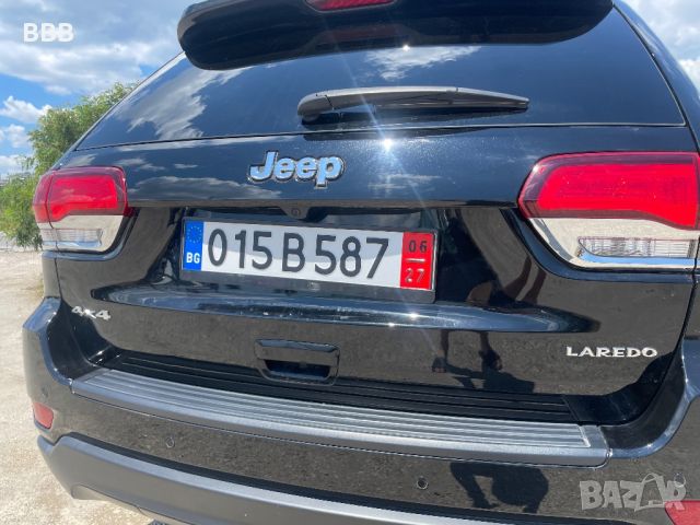 Jeep Grand Cherokee Laredo V6 3.6, снимка 4 - Автомобили и джипове - 46241672