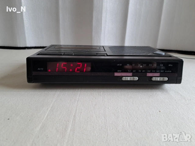 Радио часовник с касета Schneider- за части.